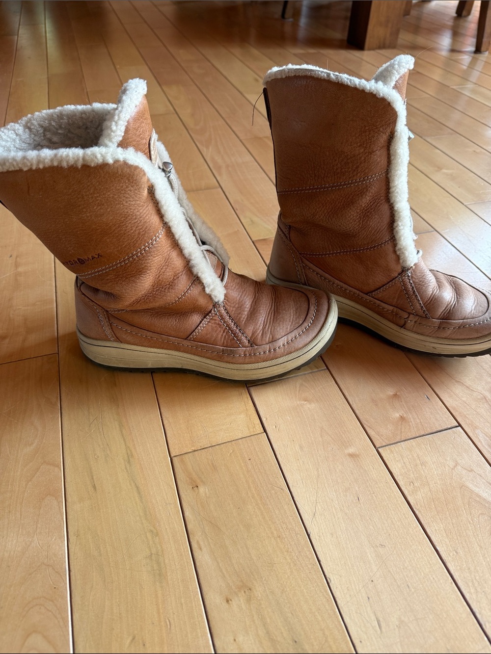 ECCO Women's Brown Shearling-Lined Winter Boots - Picture 2 of 5
